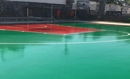 黄浦篮球场翻新地面